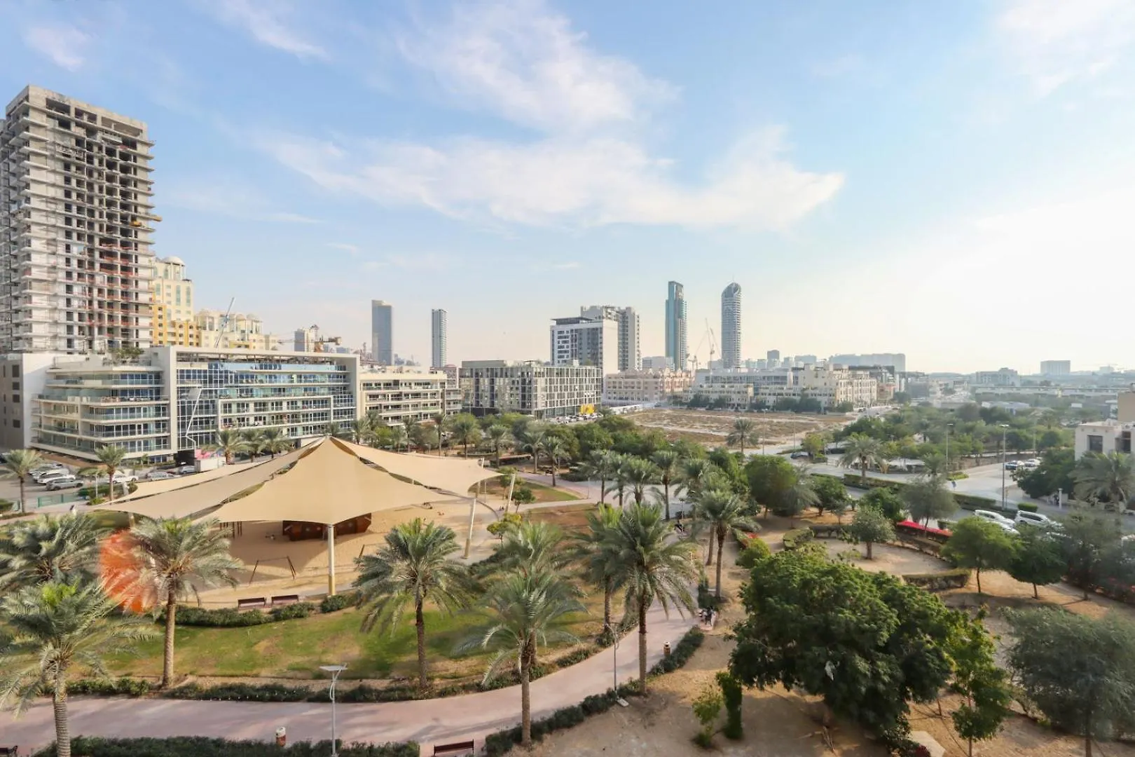 Livbnb - Homey 1B With Spacious Terrace In District 14, Jvc Dubai 0*,  United Arab Emirates