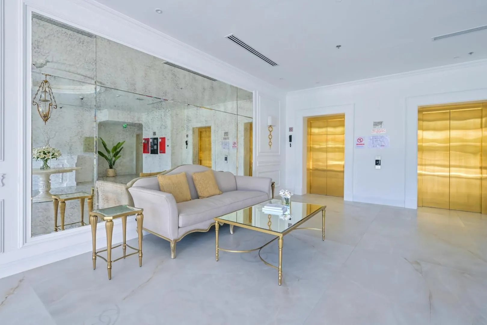 Apartment Livbnb - Homey 1B With Spacious Terrace In District 14, Jvc Dubai United Arab Emirates
