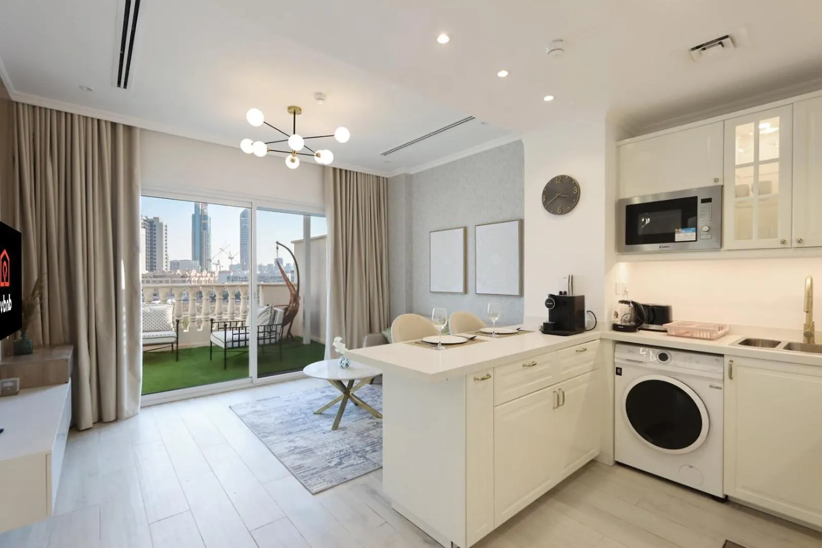 Livbnb - Homey 1B With Spacious Terrace In District 14, Jvc Dubai Apartment