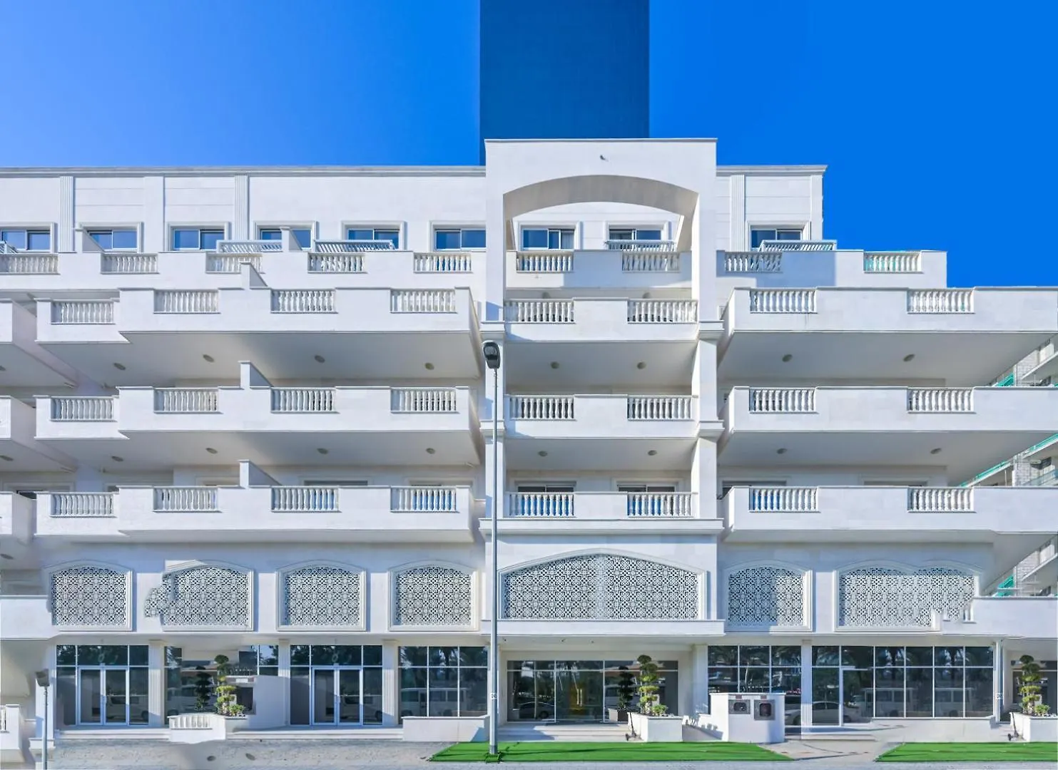 Livbnb - Homey 1B With Spacious Terrace In District 14, Jvc Dubai Birleşik Arap Emirlikleri